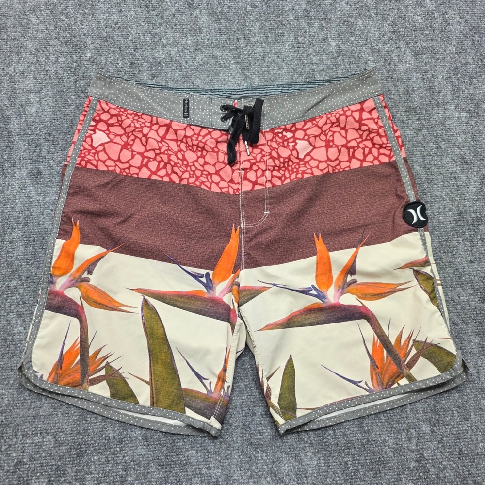 Hurley Phantom Men's Board Shorts Size 31 Bird of Paradise Floral Swim Trunks